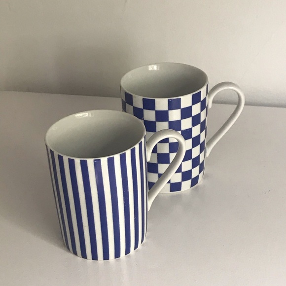 Vintage Mugs - Set of 2 - Picture 4 of 8